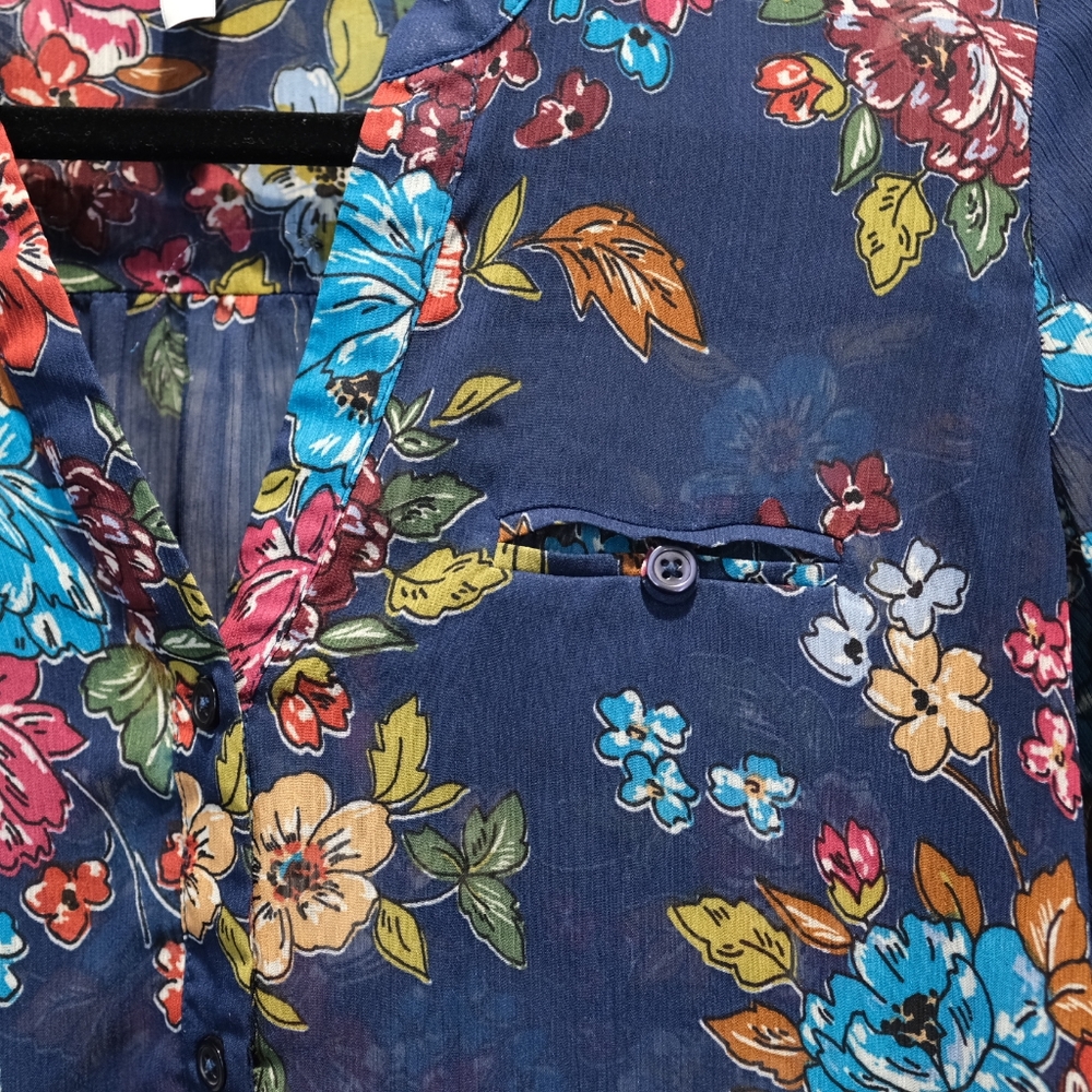 KUT from the Kloth Chiffon Roll-tab Sleeve Blouse, Size XSP *Fits XS/S Reg - Picture 5 of 9